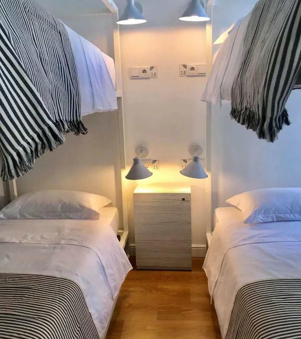 Hostel Alameda Exclusive House Faro 0*,  Portugal